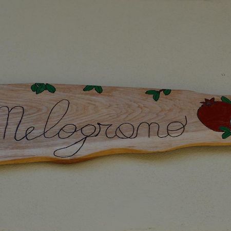 Il Melograno Apartament Roe Esterno foto